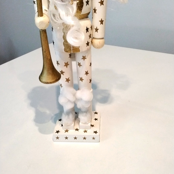 12" Nutcracker from Bombay Company - Picture 3 of 6